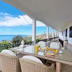 Branca Apartment *