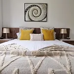 Branca Apartment *
